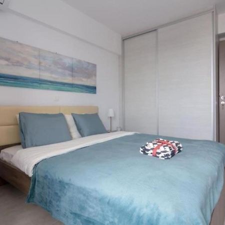 New Spacious Apartment Located In Piræus Eksteriør billede